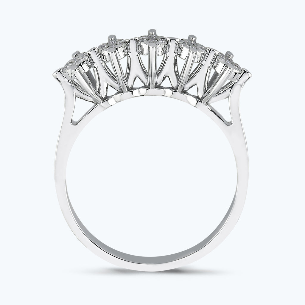 Diamantring Mit Fünf Steinen