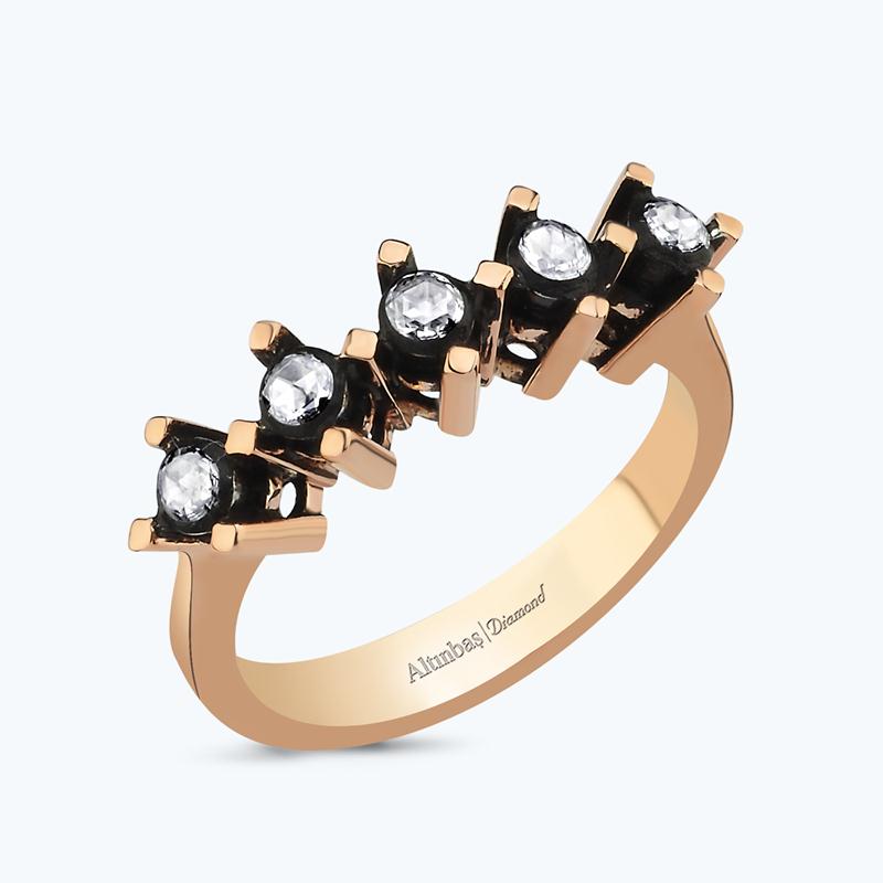 Rosenschliff Fünf Steine Diamantring