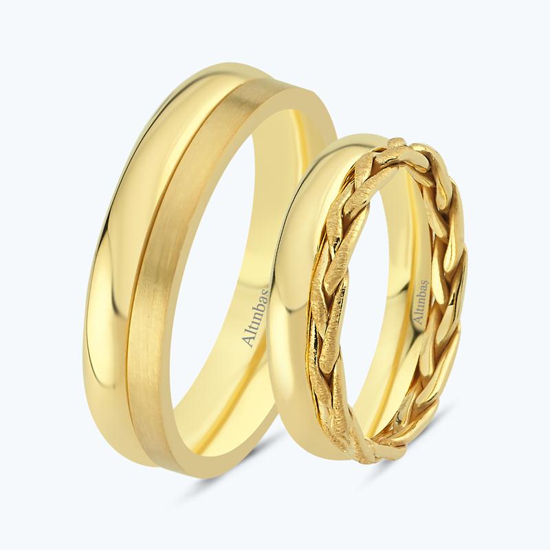 Couple Gold Wedding Band Set